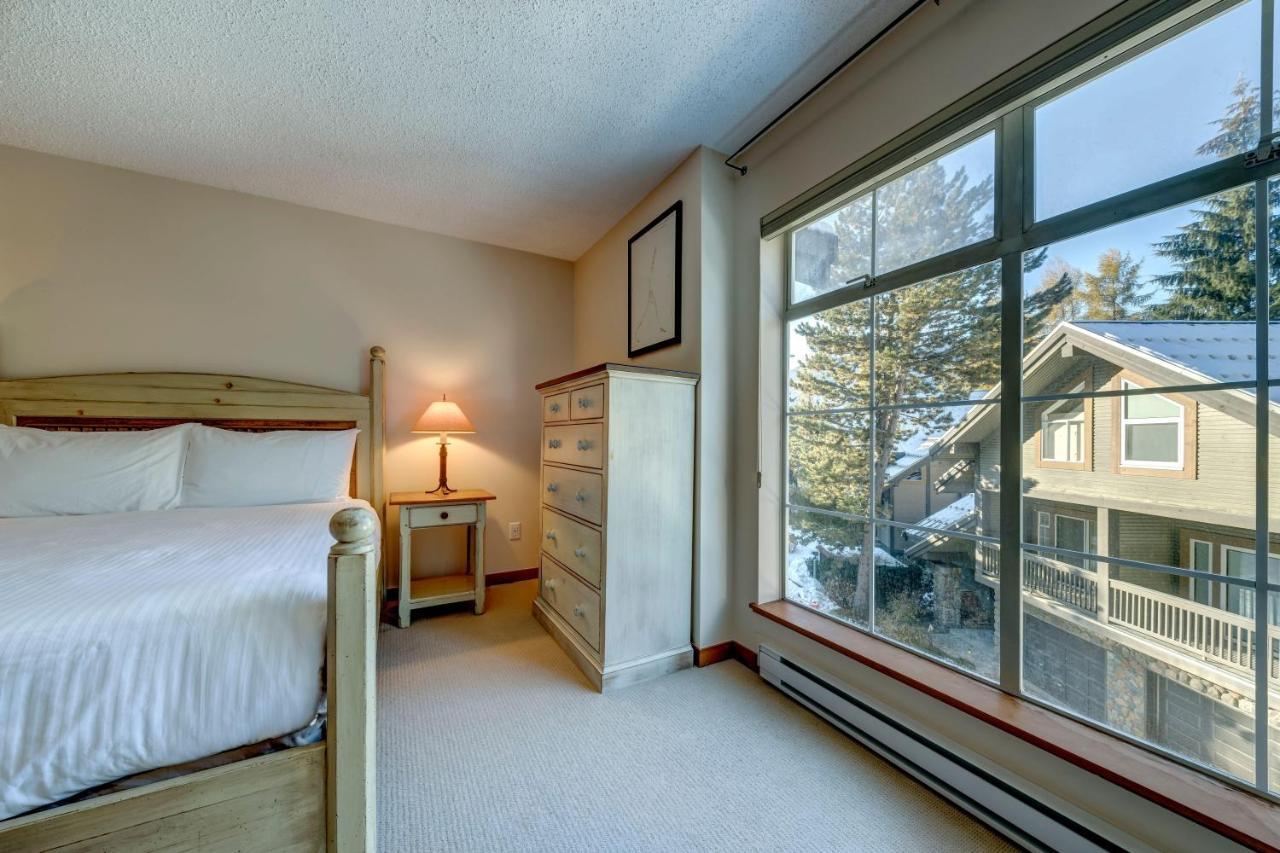 Snowy Creek 14 Villa Whistler Exterior photo